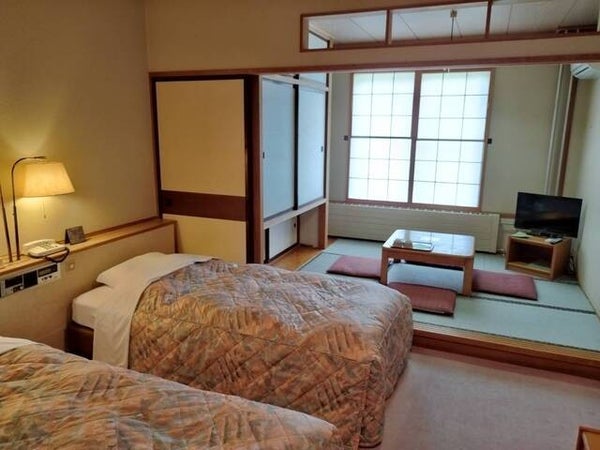 ■●朝発バス 斑尾高原 おすすめの宿 斑尾高原ホテル【バストイレ付】(2泊3日)2